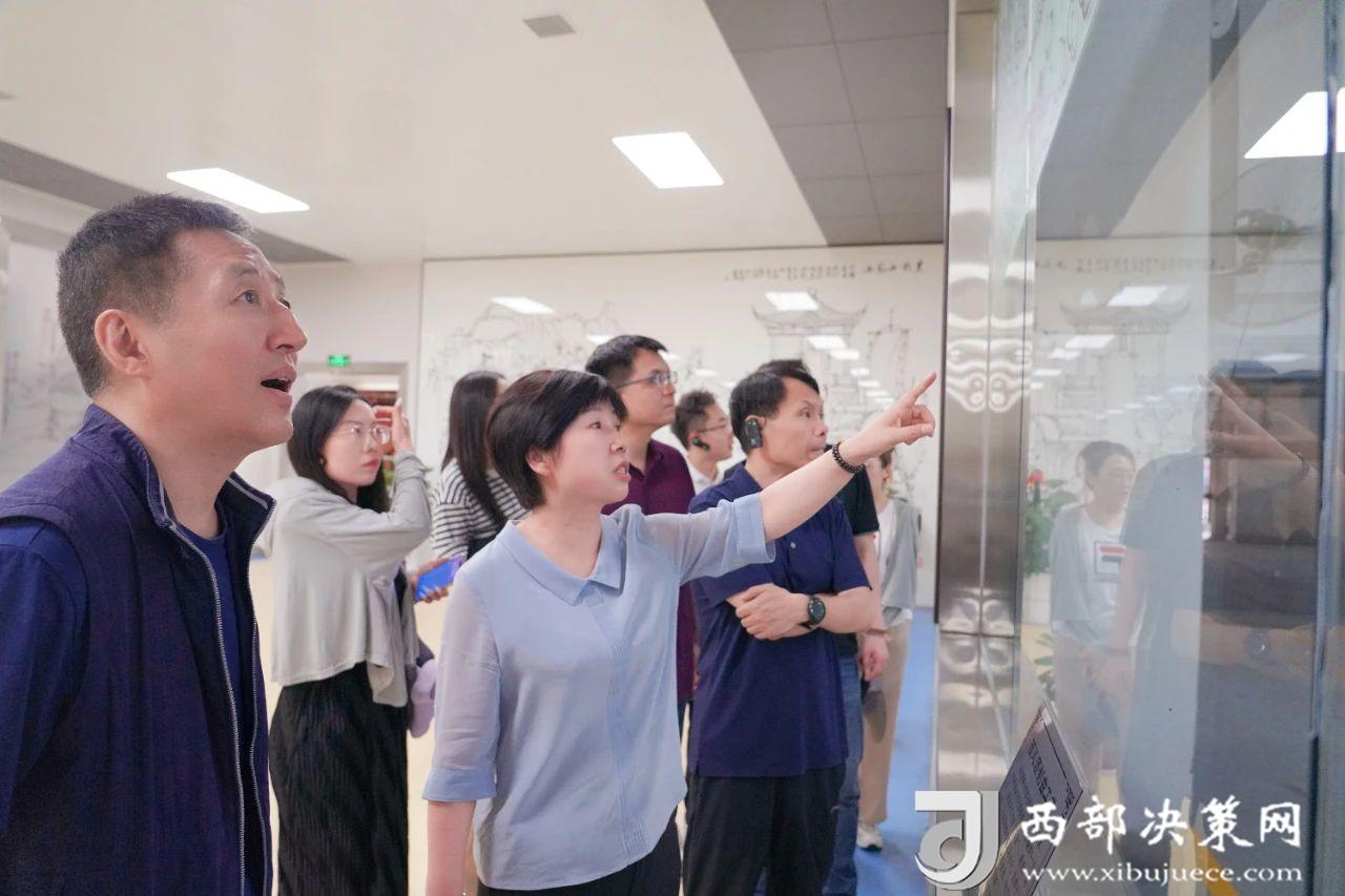 9b63afddd0a3ed91cbeccc1e0a0fde34