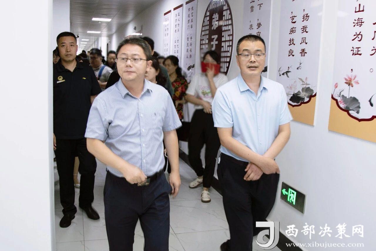 c55964c44189e6586914928a5e4539cd