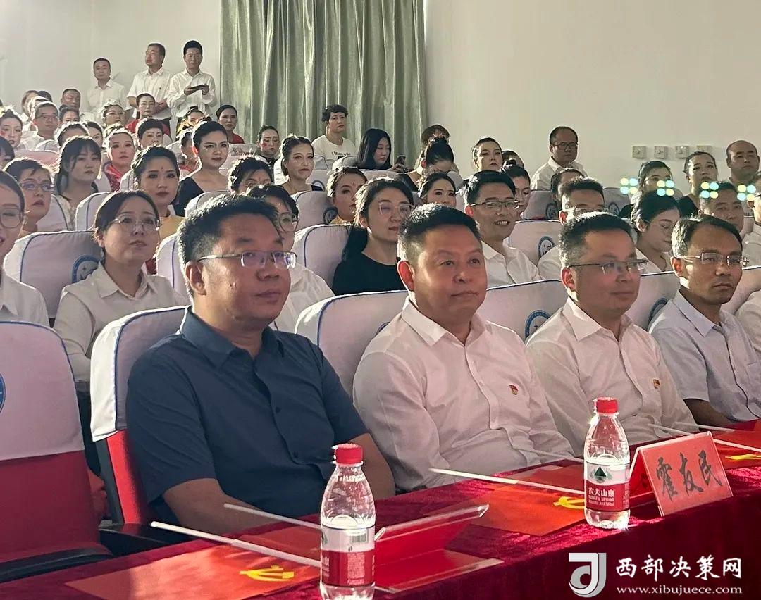 ec99c00e429c40f7f4a8e7f436b32ad9