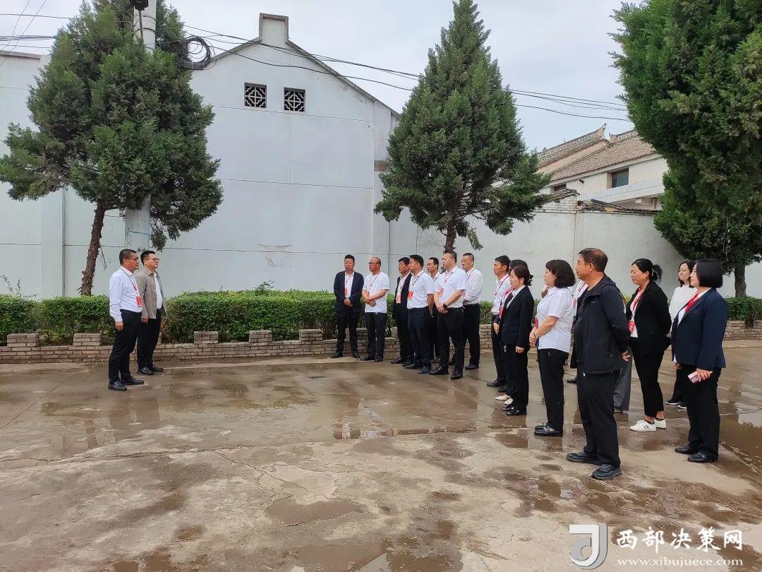 社区书记发言1.jpg