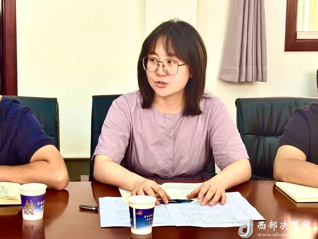 社區(qū)書記發(fā)言1.jpg