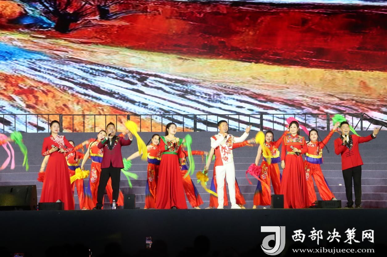 歡天喜地唱酒曲