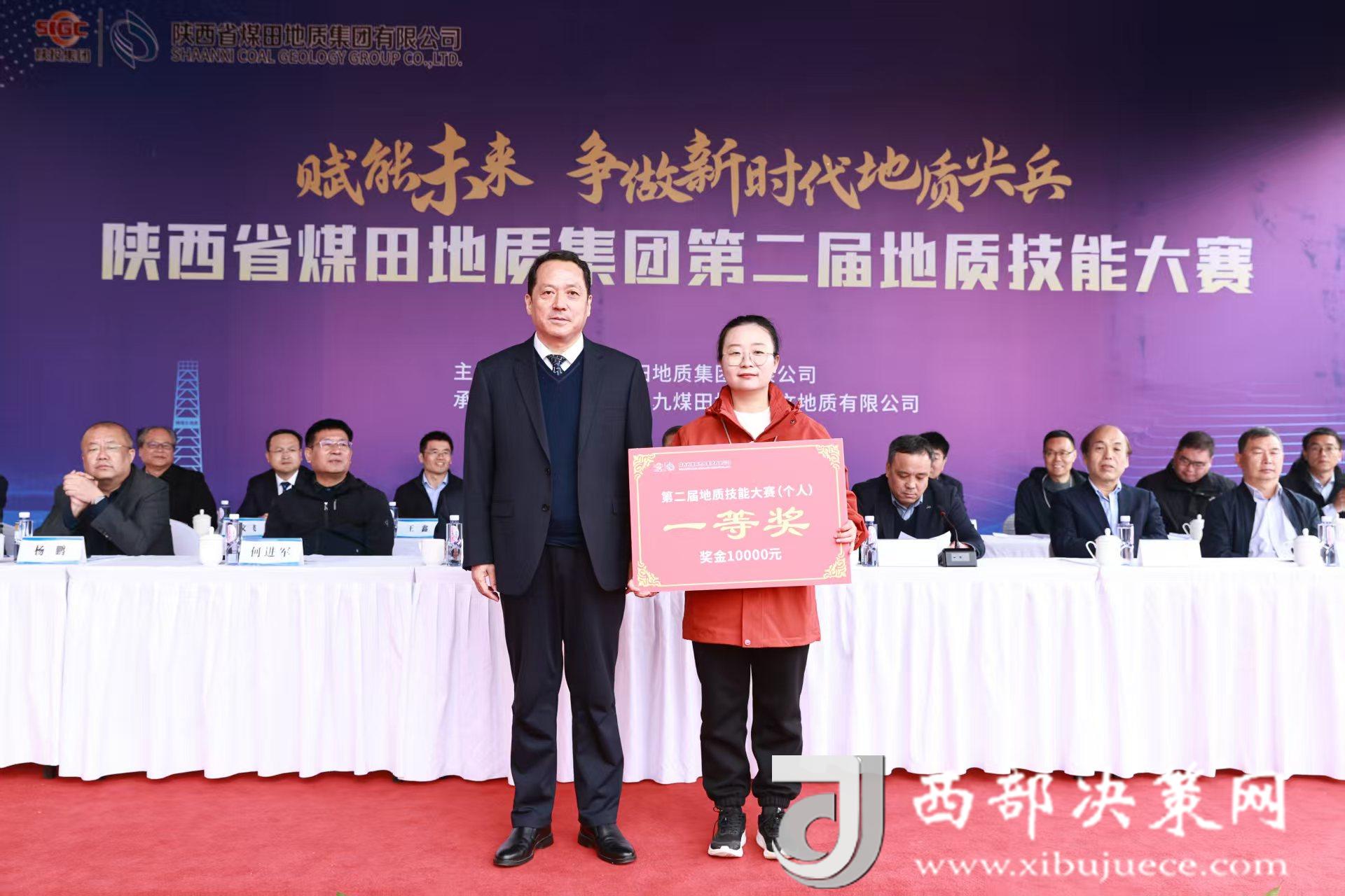 948ba5bd6b6f26e9897cb3cff25b95f5